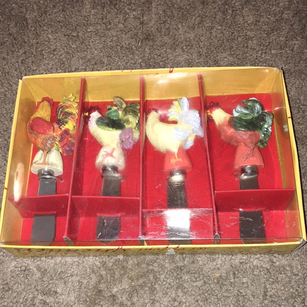 Vintage Certified International Le Rooster Set of 4 Spreaders
